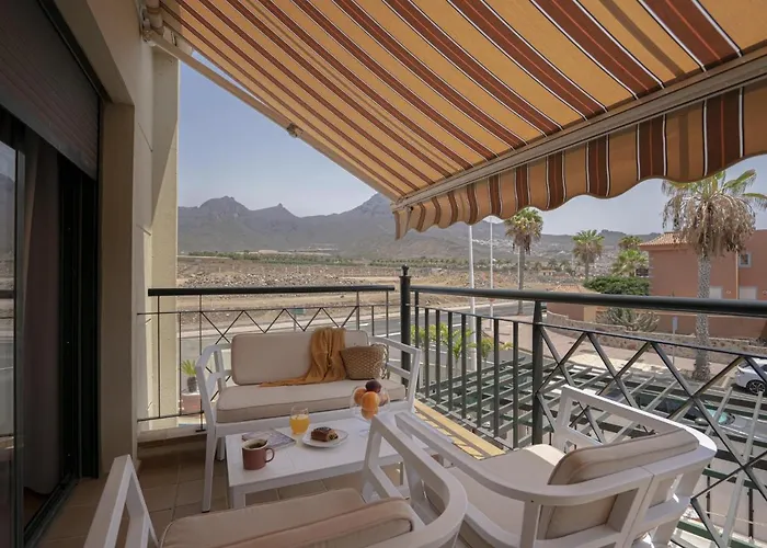 1 Bellamar Bright La Caleta