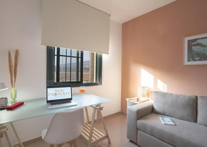 1 Bellamar Bright La Caleta Appartement *